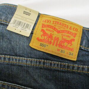 LEVIS MEN’S JEANS – 33 X 34 – NWT - UNISEX